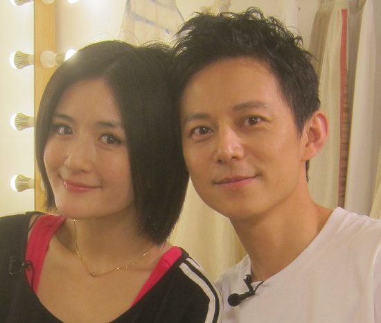 何炅谢娜《幸福男女》破例合体 阿雅秀复古默剧